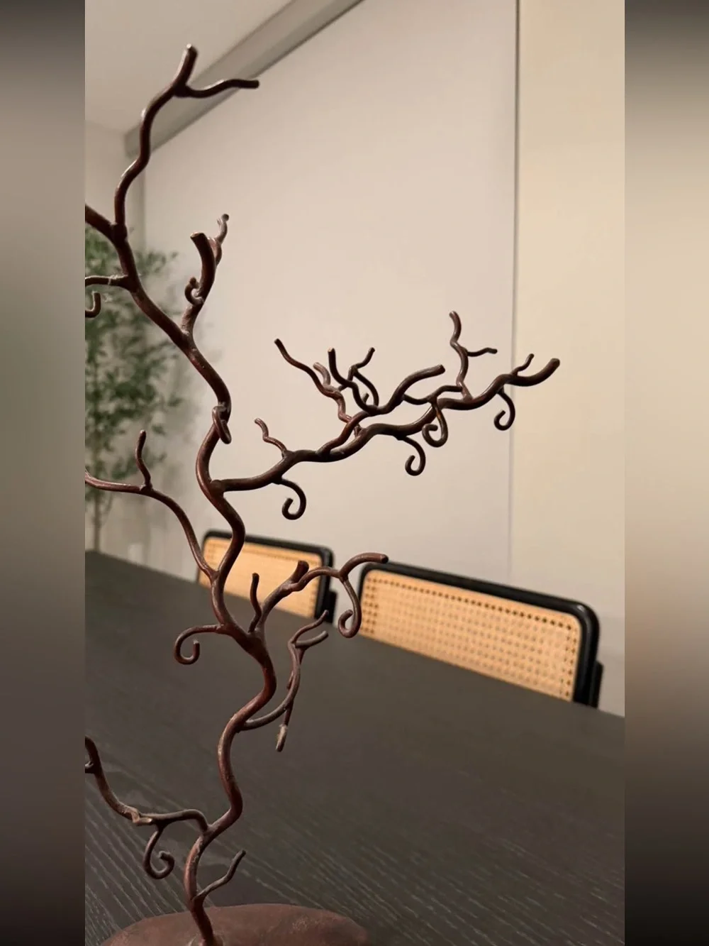 Twisted Branch Metal Tree - Jewelry Organizer